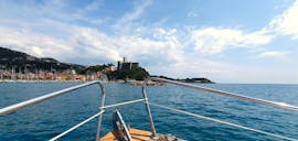 Gita in barca lungo il Golfo dei Poeti con sosta per nuotare con Venere Boat Tour Cinque Terre.