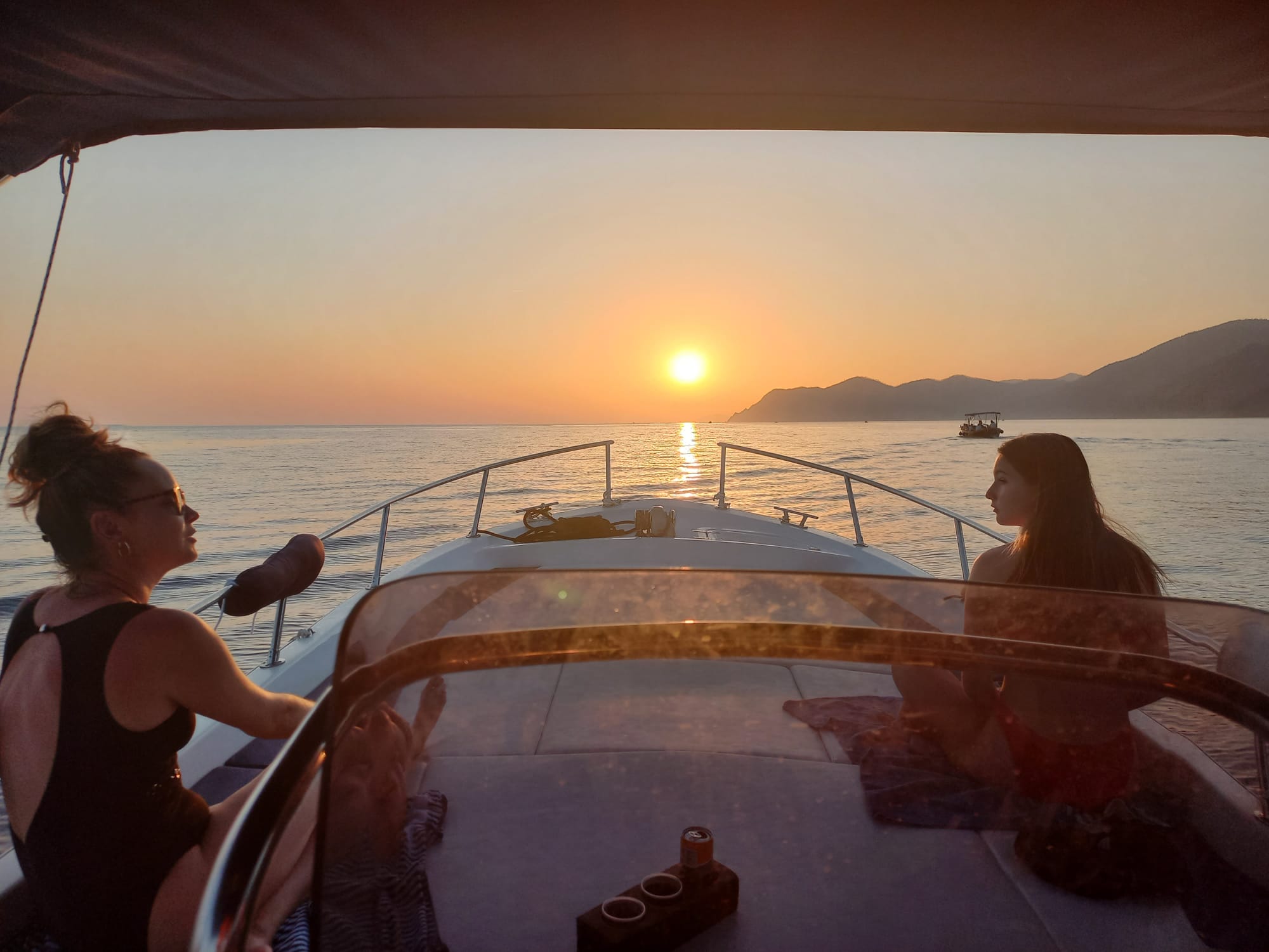 Private Sunset Boat Trip from Vernazza to Cinque Terre with Apéritif ...