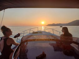 Private Sunset Boat Trip from Vernazza to Cinque Terre with Apéritif from Fanta Sea of 5 Terre.