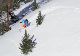 A skier enjoying a descent during his Private Ski Lessons for Adults of All Levels from Martin Lancaric.