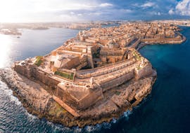Katamaran-Tour durch den Marsamxett Harbour, den Grand Harbour & die Drei Städte mit Robert Arrigo & Sons Malta.