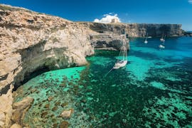 Gita in catamarano a Gozo e Comino con sosta per nuotare alla Laguna Blu con Robert Arrigo & Sons Malta.
