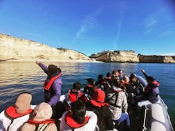 Bootstour zu der Höhle von Benagil ab Praia Do Vale De Centeanes mit Centianes Boat Trip Algrave.