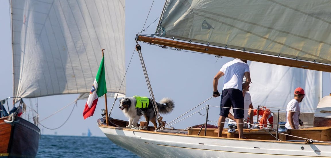 Private Vintage Sailboat Trip from Grignano to Miramare Castle with Apéritif.