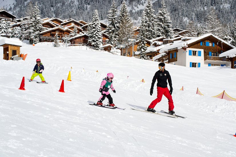 Kids Ski Lessons "Kids Club" (3-5 y.).