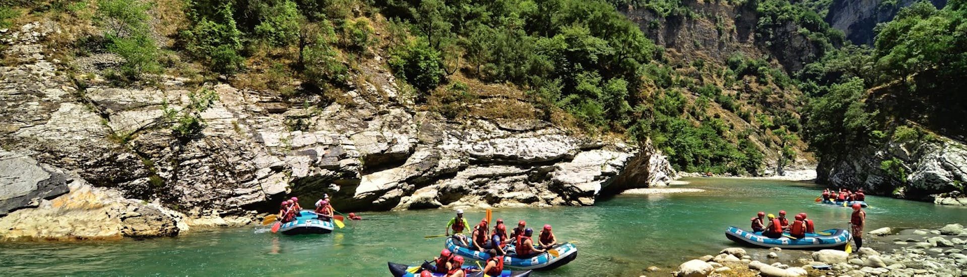 Rafting facile à Tzoumerka - Arachthos Potamos (Rivière).