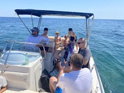 Een familie die aan het genieten is tijdens de Bootverhuur in Istrië (tot 7 of 8 personen) met Istra Speed Boat.