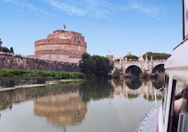 Panoramic Sightseeing Boat Trip in Rome from The Voyager Rome Boat.