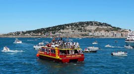 Catamaran à fond de verre durant la Balade en catamaran à fond de verre depuis Sète avec Sète Croisières.