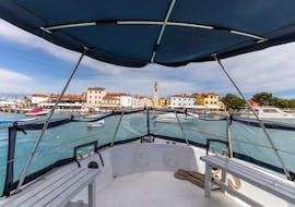 Blick vom Boot während der Private Panorama-Bootstour zum Brijuni-Nationalpark mit Brijunu Panorama Istria.