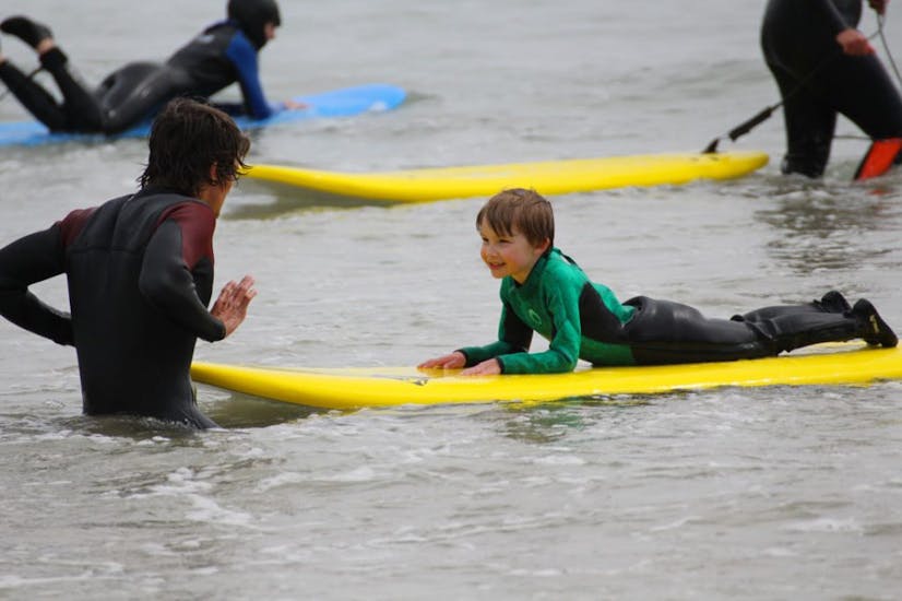 Lezioni private di surf da 5 anni.