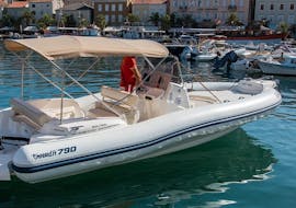 Die Marlin 790 Dynamic aus der RIB Bootsverleih in Medulin (bis zu 12 Personen) mit SUN Rent a Boat Istria.
