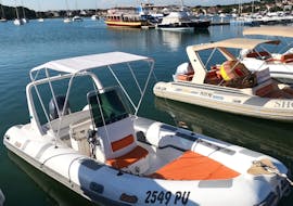The Bat 590 Pacific that you can rent during the RIB Boat Rental in Medulin (up to 5 people) from SUN Rent a Boat Medulin.