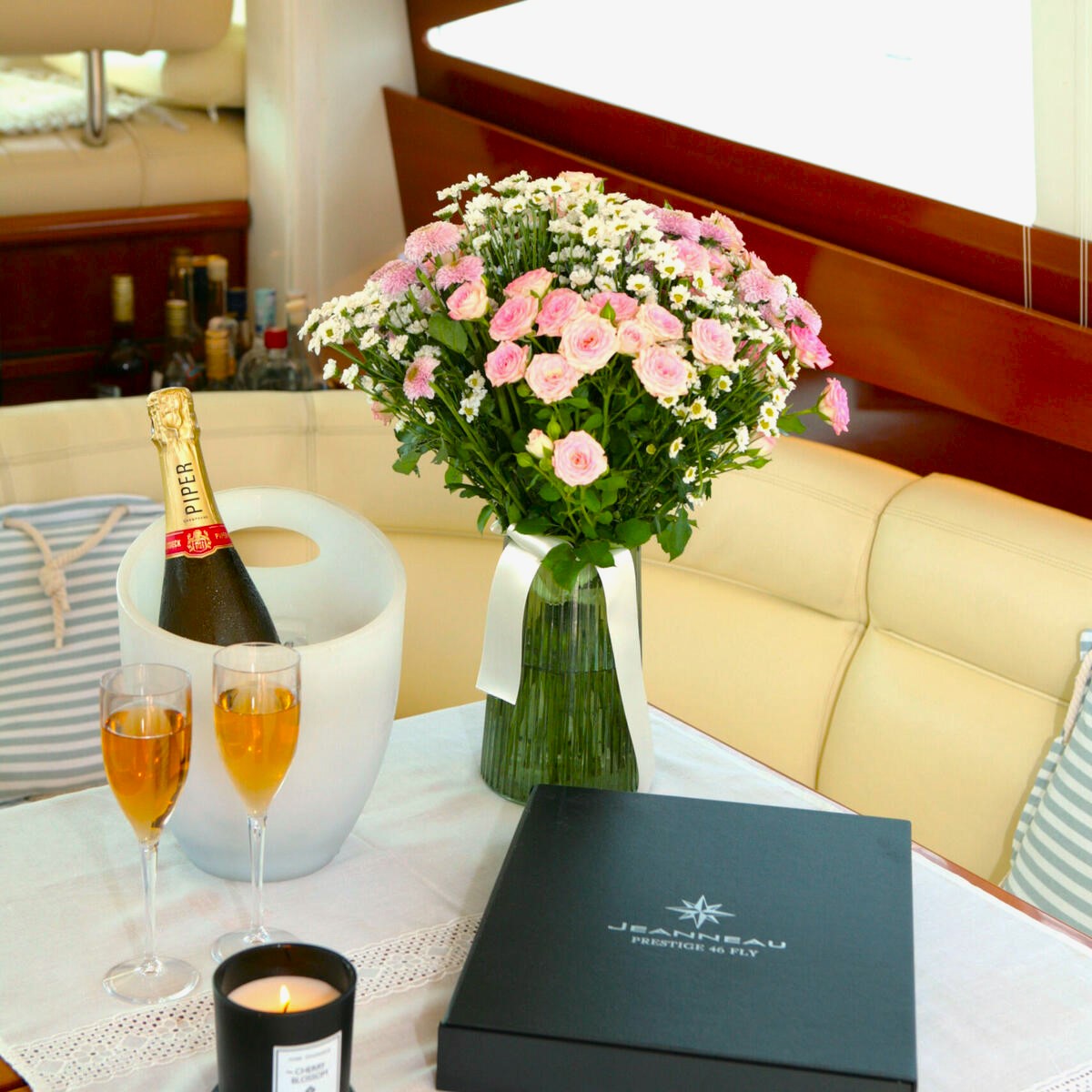 Here are flowers you can choose as an extra option for the romantic boat trip with Anima Maris Daily Charters Istria.