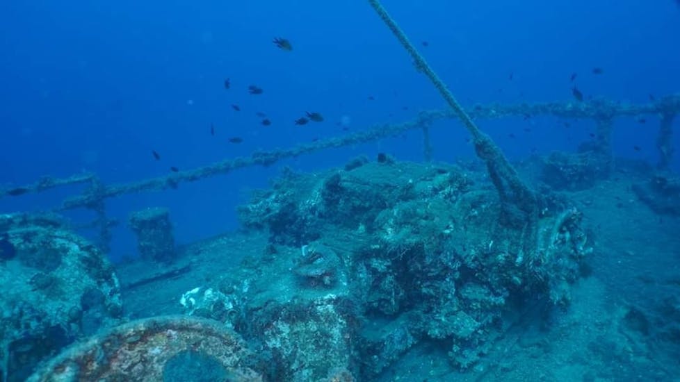 A picture of a shipwreck while the Wreck Diving in Banjole for Certified Divers organized by Diving Center Indie.