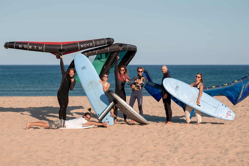 The instructors for the windsurfing lessons in Lagos organized by Algarve Watersports.