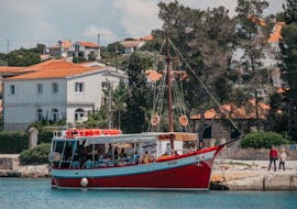 Boat Trip to the Shipwreck and Blue Lagoon from Trogir from Eos Travel Agency Trogir.