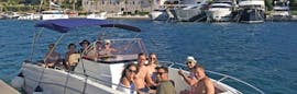 Boottocht naar Maslinica Bay  & zwemmen met Eos Travel Agency Trogir.
