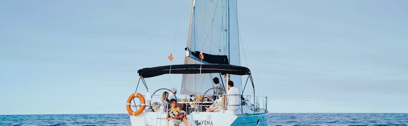 Alquiler de Barco en Platja d'Aro con Esnórquel y Kayak (para hasta 11 personas) con Bad Cat Sailing Platja d'Aro.