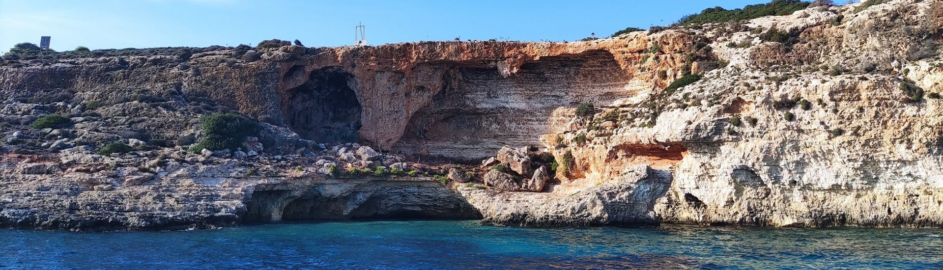 Cliffs that you can see during the Boat Trip in Comino with Swimming.