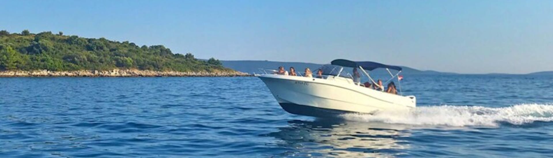 Excursion en bateau privé au lagon bleu depuis Trogir.