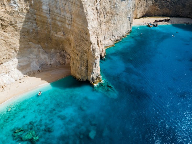 Private Boat Trip to Shipwreck Beach and to Zakynthos West Coast.