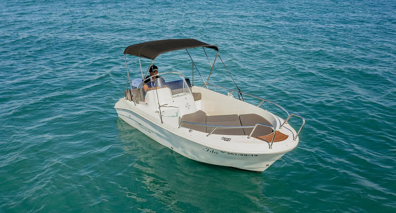 Boat Rental in Alcúdia with Licence (up to 5 people) from Quest Heroes Alcúdia.