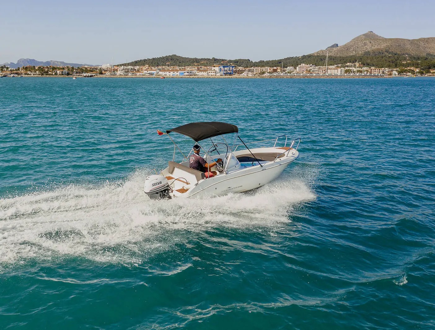 Boat Rental in Alcúdia with Licence (up to 5 people).