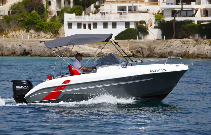 Boat Rental in Alcúdia (up to 6 people) with Quest Heroes Alcúdia.