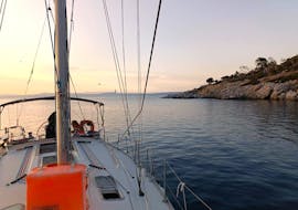 Here is the boat used for the sunset sailboat trip with Porto Scuba Halkidiki.