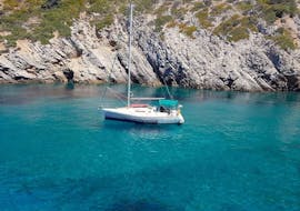 Gita in barca a vela da Kassandra a Kelifos (isola delle tartarughe)  e bagno in mare con Porto Scuba Halkidiki.