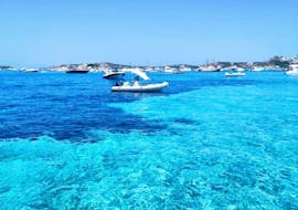 Paseo en velero de Palau a Isla Budelli - Playa Rosa  & baño en el mar con Vale Boat La Maddalena.