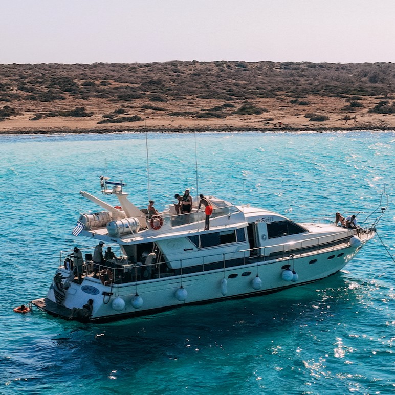 Paseo en barco privado a Khrysí  & baño en el mar con Ierapetra Cruise.