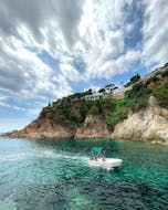 Here we have a Boat Rental with Licence around the beautiful Lloret de Mar (up to 5 people) from Aquasafari Jet Ski Costa Brava Lloret .