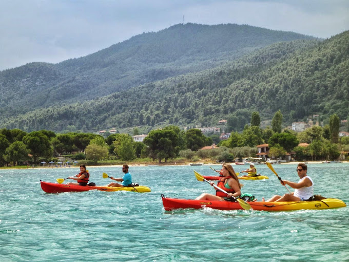 Kayak y piragua avanzado en Vourvourou - Isla de Diaporos con Sea Kayak Halkidiki.