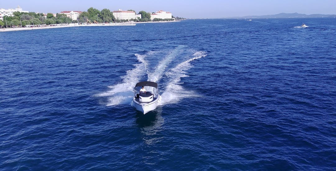 Bootsverleih in Zadar (bis zu 7 Personen).