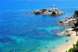 Boottocht van Platja d'Aro langs Costa Brava (midden) met zwemstop met Costa Brava Experiences.