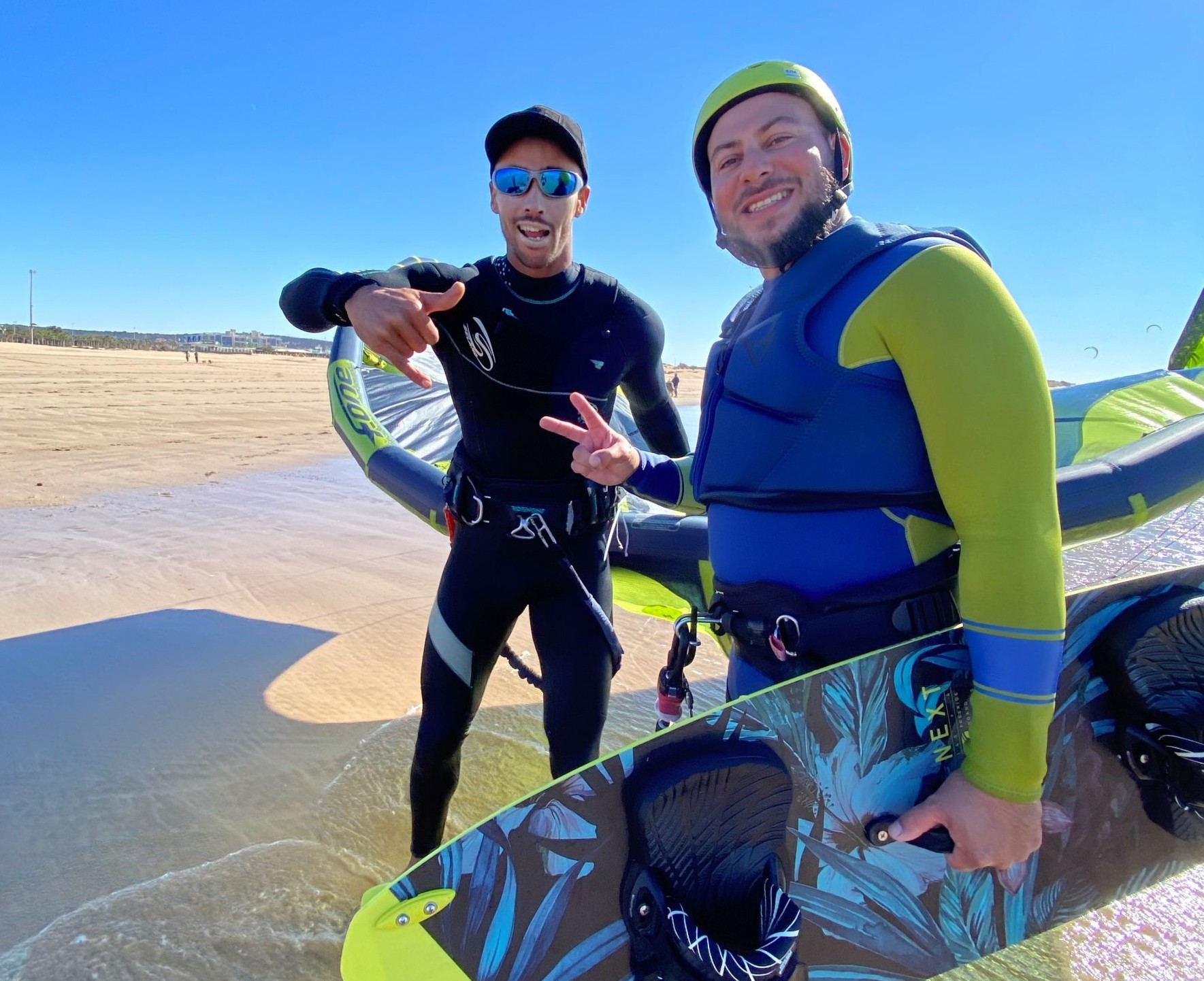 A participant and his instructor during Kitesurfing Lessons on Essaouira Beach (from 14 y.) from KiteTripping Kitesurf & Surf School Essaouira.