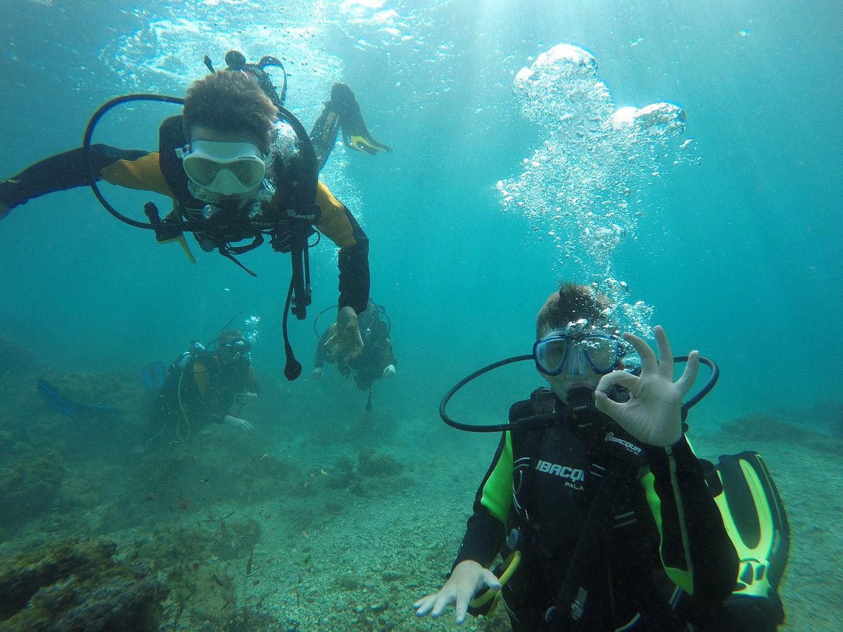 Bautismo de Buceo en Costa Dorada para Principiantes con Diving Salou.