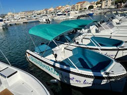 Close view of the Marion Tifon 500 Open (Boat Rental in Cambrils (up to 5 people) without License) from Bruixa de Mar.