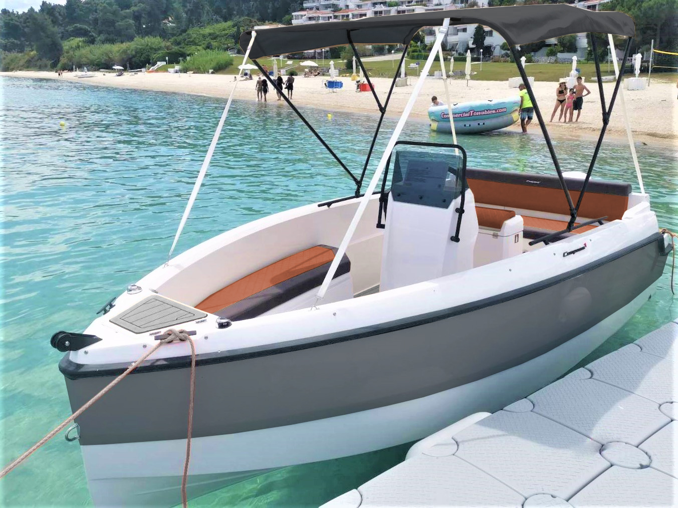 Location de Bateau sans Permis à partir d'Aliki (jusqu'à 6 personnes) avec The Sailor's Ride Paros.