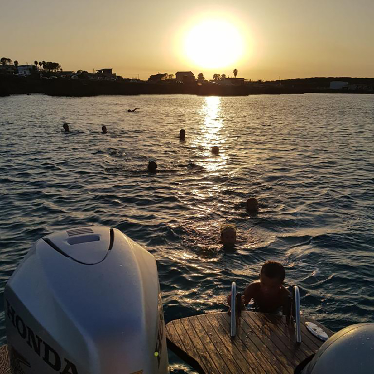 Private Sunset Boat Trip to Capopassero with Aperitif from Sicily Boats.