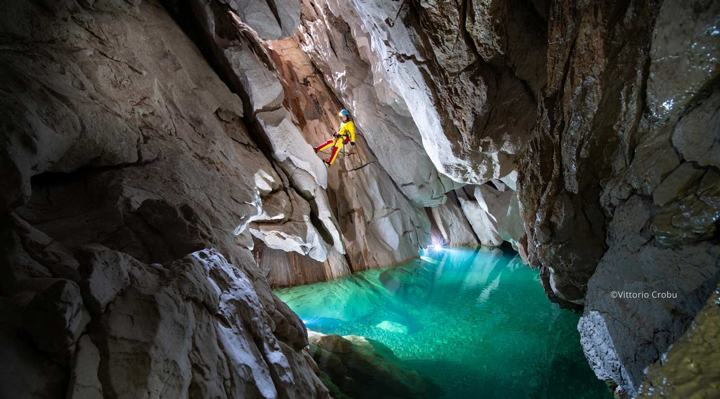 Leichte Canyoning-Tour in Villagrande Strisaili - Piscine Naturali di Bau Mela.