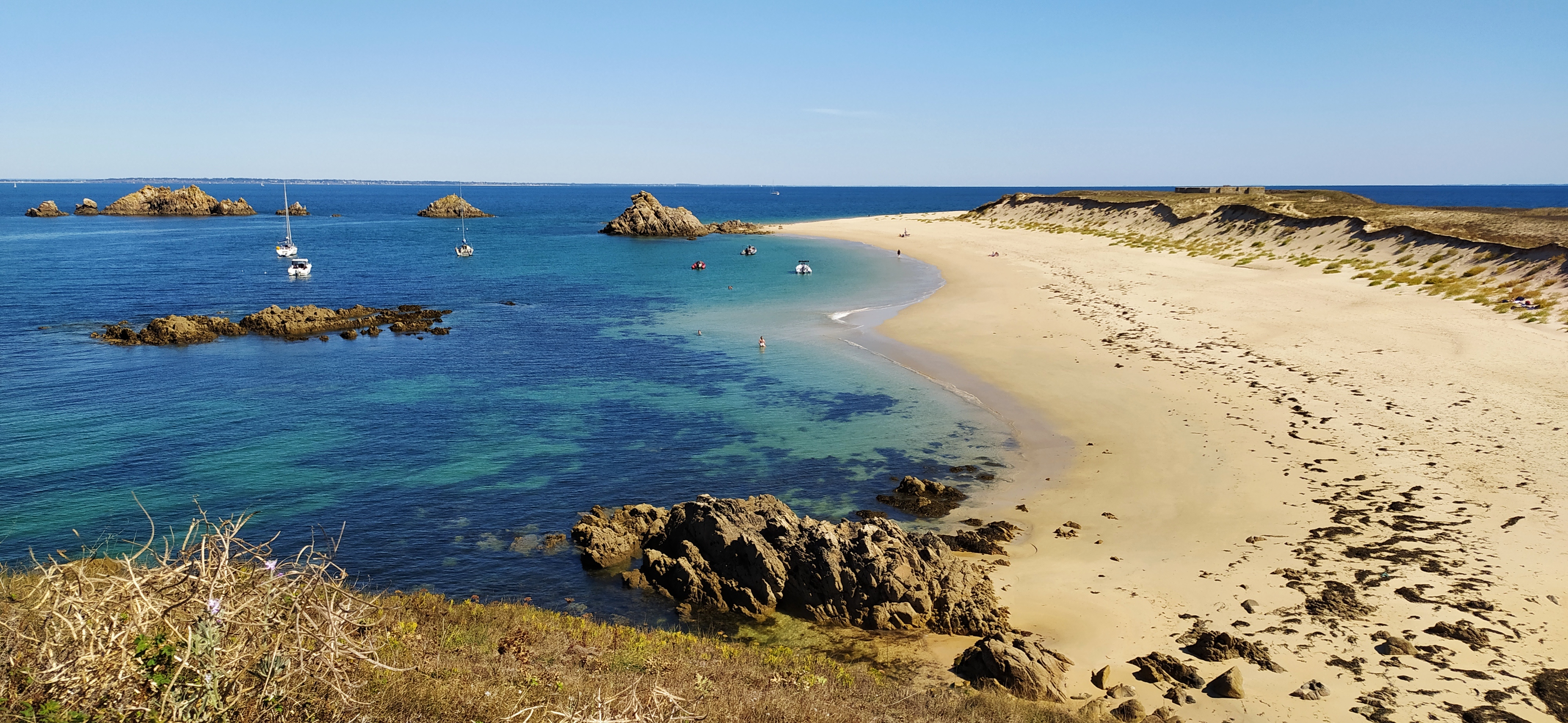 Sailing Trip to the Bay of Quiberon from Arzon from La Baladeuzh Morbihan .