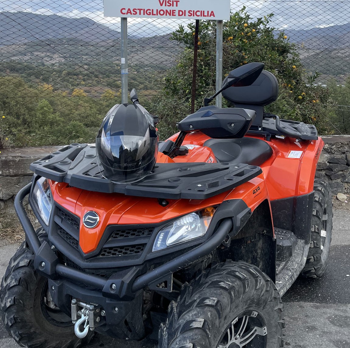 Tour in quad da Giardini Naxos alle Gole Alcantara e a Castiglione di Sicilia con Taormina Quad Excursions.