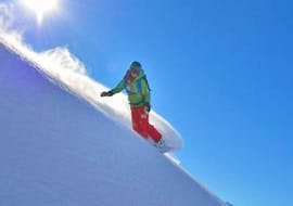 Clases de snowboard privadas para todos los niveles con Skischule A-Z Arlberg.
