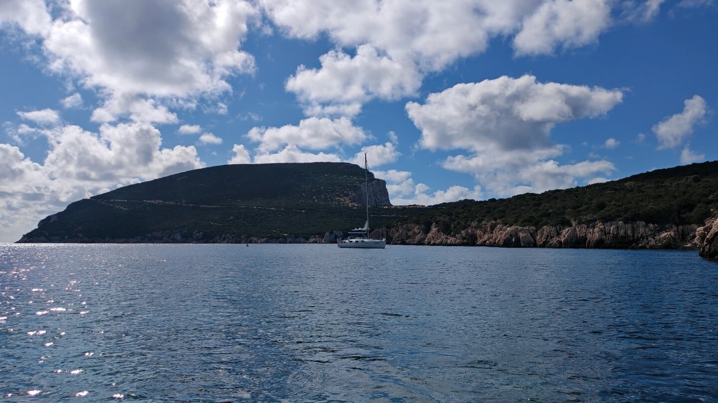 Private Sailing Boat Trip from Alghero along the Coral Riviera with Lunch.