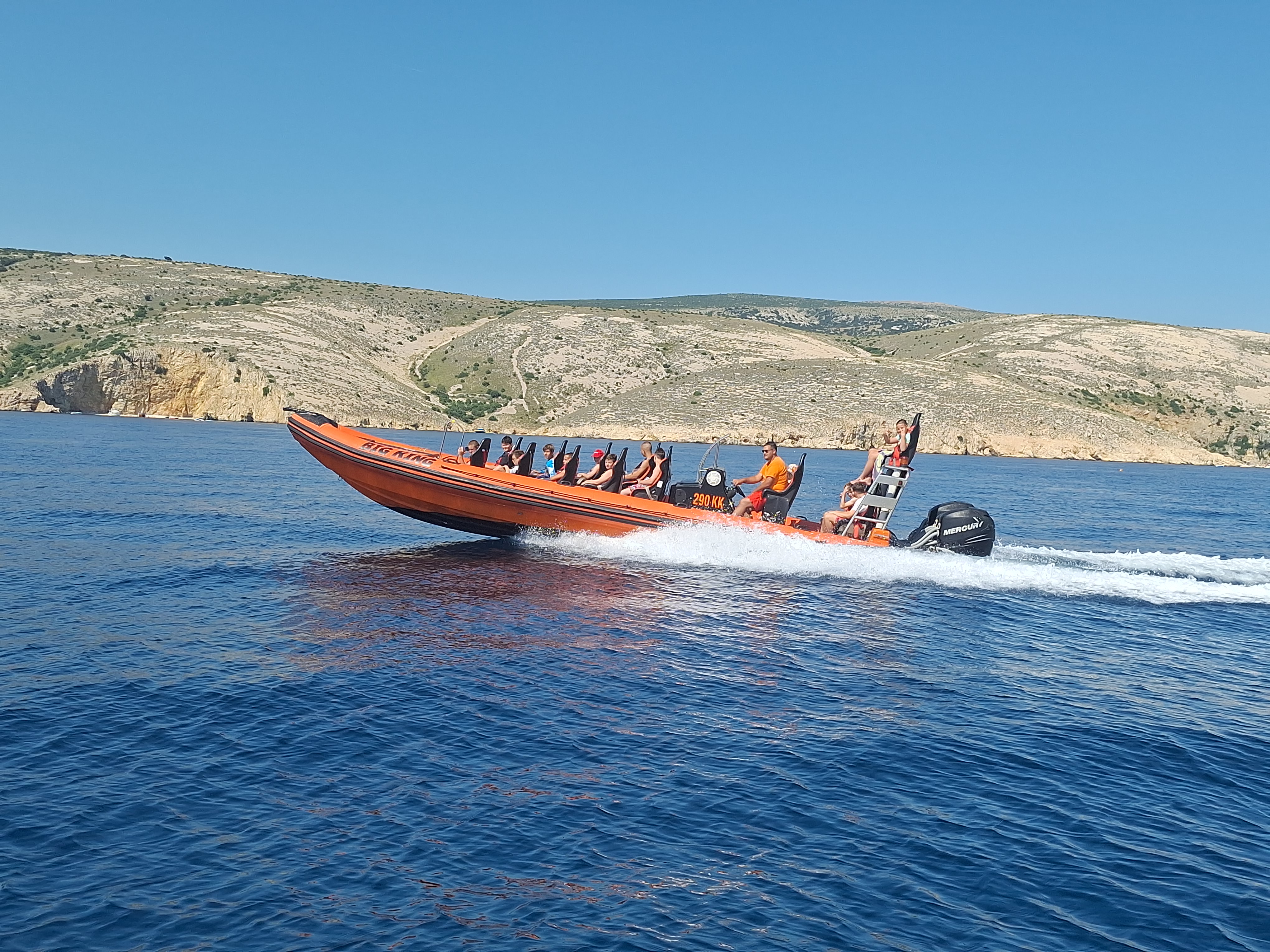 Bootstour von Krk zur Insel Cres, Blue Cave & Insel Kormati mit Schwimmen.
