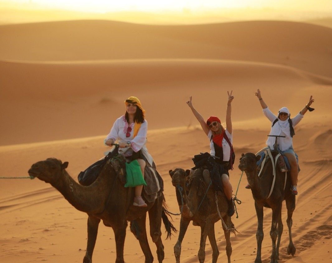 2-Tagesausflug nach Merzouga ab Fes mit Kamelritt mit Redwan Trip Fes.
