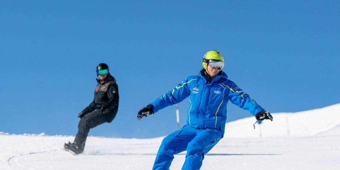 Kids & Adults Snowboarding Lessons for Advanced Boarders.